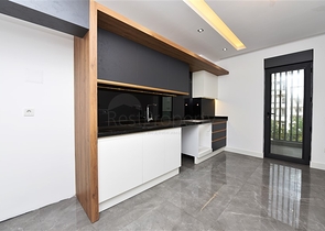 شقق للبيع في مركز الانيا - 3 غرف وصالة مع مطبخ منفصل -مجمع فاخر 