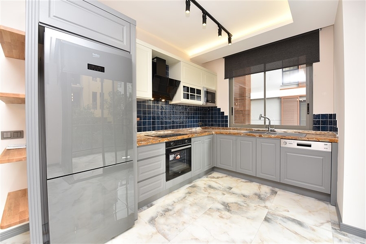 شاطئ كليوباترا - شقة 2 غرفة وصالة ضمن مجمع حديث -في مركز الانيا 