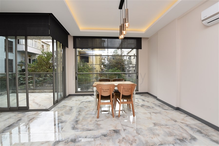 شاطئ كليوباترا - شقة 2 غرفة وصالة ضمن مجمع حديث -في مركز الانيا 