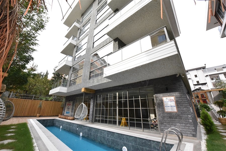 شاطئ كليوباترا - شقة 2 غرفة وصالة ضمن مجمع حديث -في مركز الانيا 