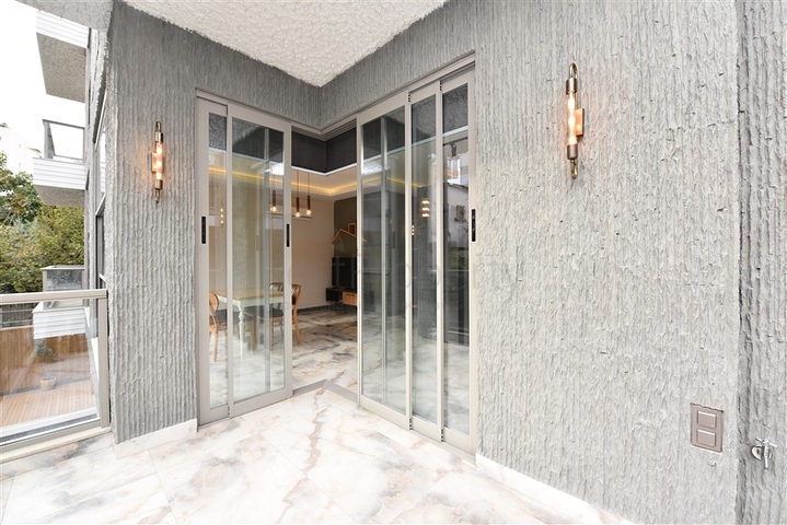 شاطئ كليوباترا - شقة 2 غرفة وصالة ضمن مجمع حديث -في مركز الانيا 