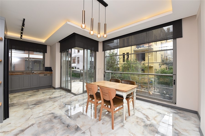 شاطئ كليوباترا - شقة 2 غرفة وصالة ضمن مجمع حديث -في مركز الانيا 