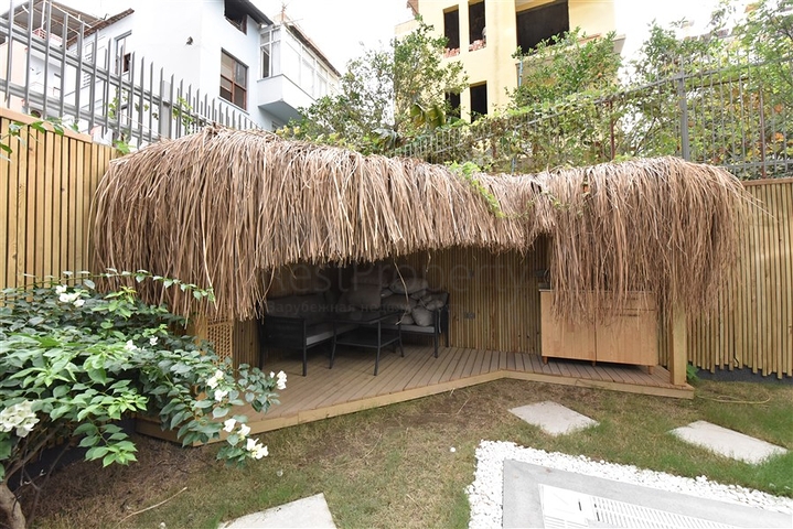 شاطئ كليوباترا - شقة 2 غرفة وصالة ضمن مجمع حديث -في مركز الانيا 