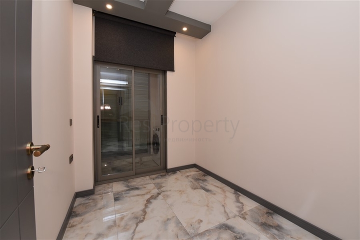 شاطئ كليوباترا - شقة 2 غرفة وصالة ضمن مجمع حديث -في مركز الانيا 