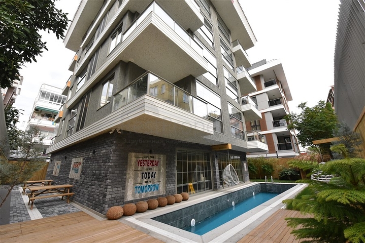 شاطئ كليوباترا - شقة 2 غرفة وصالة ضمن مجمع حديث -في مركز الانيا 