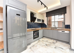 شاطئ كليوباترا - شقة 2 غرفة وصالة ضمن مجمع حديث -في مركز الانيا 