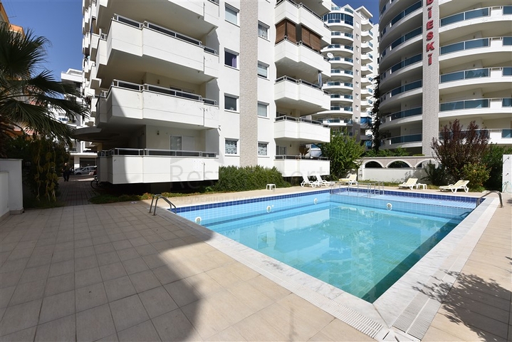 شقة 3 غرف وصالة في محمودلار - مفروشة بالكامل - مطبخ منفصل - الانيا 