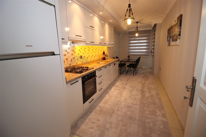 شقة 3 غرف وصالة في محمودلار - مفروشة بالكامل - مطبخ منفصل - الانيا 