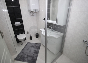 شقة 3 غرف وصالة في محمودلار - مفروشة بالكامل - مطبخ منفصل - الانيا 