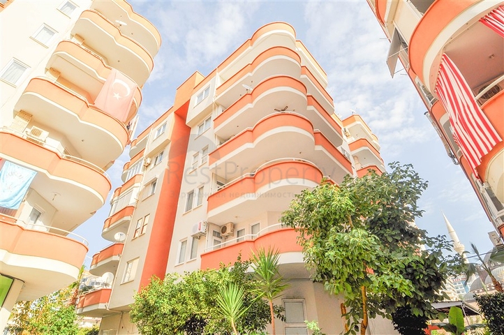 شقق قريبة من البحر في الانيا - غرفتين وصالة -اثاث جديد -في محمودلار 