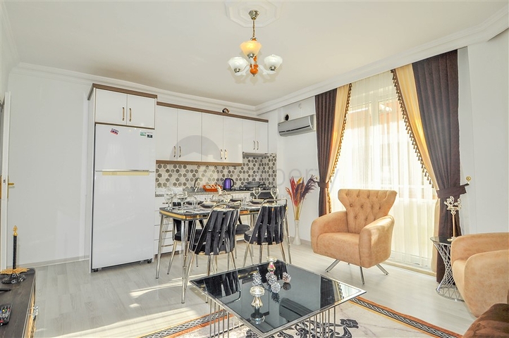 شقق قريبة من البحر في الانيا - غرفتين وصالة -اثاث جديد -في محمودلار 