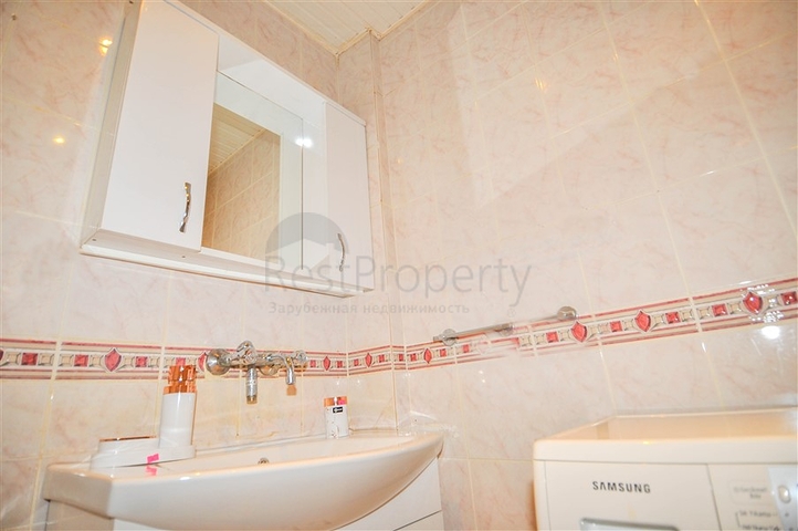 شقق قريبة من البحر في الانيا - غرفتين وصالة -اثاث جديد -في محمودلار 