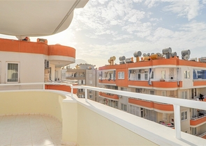 شقق قريبة من البحر في الانيا - غرفتين وصالة -اثاث جديد -في محمودلار 