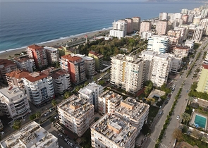 شقق قريبة من البحر في الانيا - غرفتين وصالة -اثاث جديد -في محمودلار 