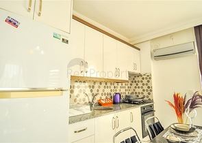 شقق قريبة من البحر في الانيا - غرفتين وصالة -اثاث جديد -في محمودلار 