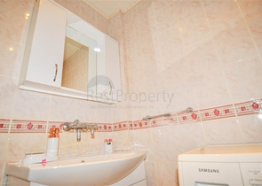 شقق قريبة من البحر في الانيا - غرفتين وصالة -اثاث جديد -في محمودلار 