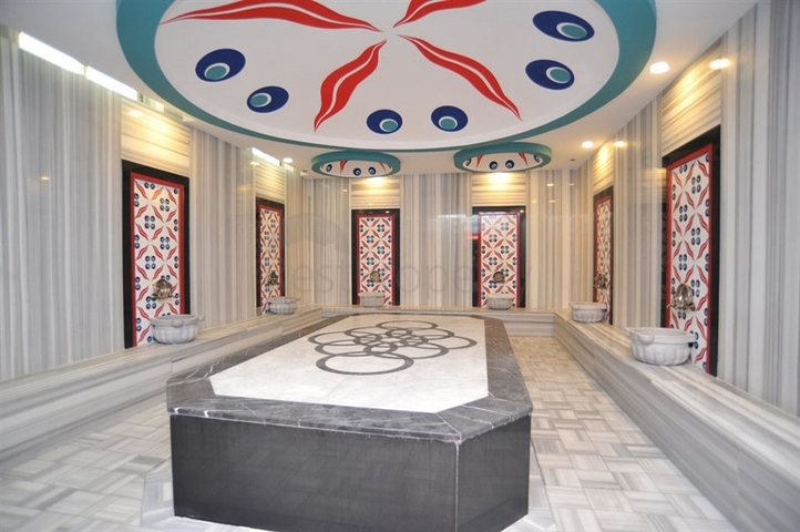 اطلالة بحر - شقة للبيع ضمن مجمع يضم كافة الخدمات في افسلار / الانيا 