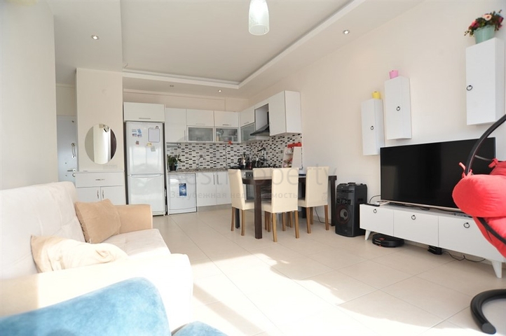 اطلالة بحر - شقة للبيع ضمن مجمع يضم كافة الخدمات في افسلار / الانيا 