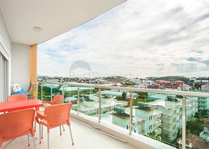 اطلالة بحر - شقة للبيع ضمن مجمع يضم كافة الخدمات في افسلار / الانيا 