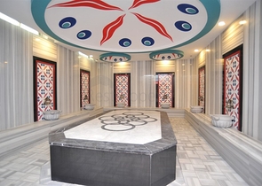 اطلالة بحر - شقة للبيع ضمن مجمع يضم كافة الخدمات في افسلار / الانيا 