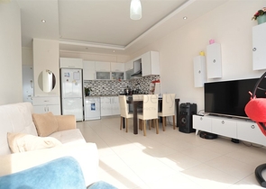 اطلالة بحر - شقة للبيع ضمن مجمع يضم كافة الخدمات في افسلار / الانيا 