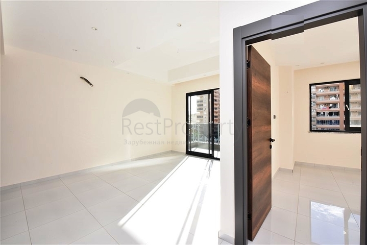 شقق للبيع في مجمع فاخر في الانيا - غرفة وصالة -في محمودلار 