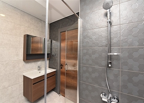 شقق للبيع في مجمع فاخر في الانيا - غرفة وصالة -في محمودلار 