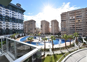 شقق للبيع في مجمع فاخر في الانيا - غرفة وصالة -في محمودلار 