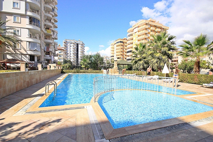 قريبة من البحر - شقة 2 غرفة وصالة مفروشة -في محمودلار / الانيا 