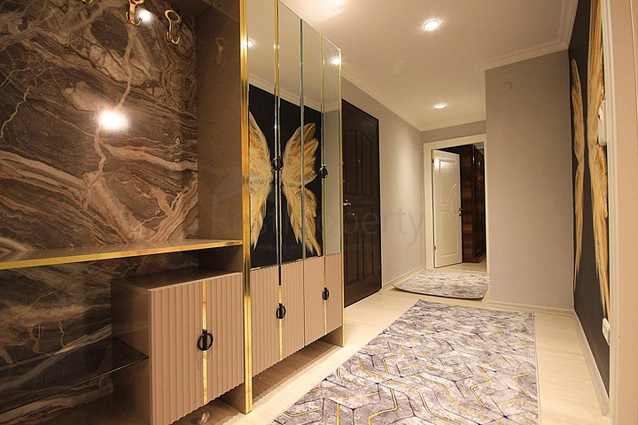 قريبة من البحر - شقة 2 غرفة وصالة مفروشة -في محمودلار / الانيا 