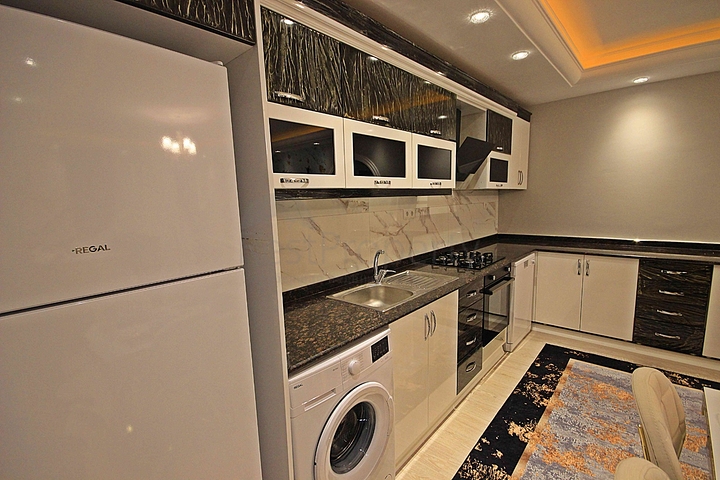 قريبة من البحر - شقة 2 غرفة وصالة مفروشة -في محمودلار / الانيا 