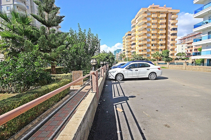 قريبة من البحر - شقة 2 غرفة وصالة مفروشة -في محمودلار / الانيا 