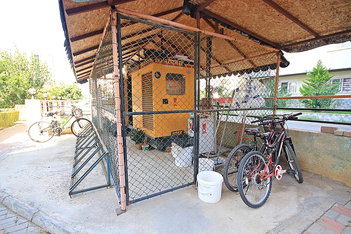 قريبة من البحر - شقة 2 غرفة وصالة مفروشة -في محمودلار / الانيا 