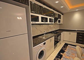 قريبة من البحر - شقة 2 غرفة وصالة مفروشة -في محمودلار / الانيا 