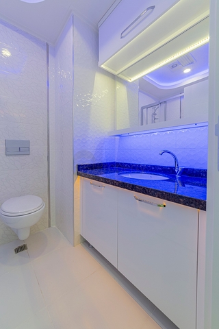 مجمعات سكنية فاخرة في الانيا - شقة غرفة وصالة مفروشة -محمودلار 