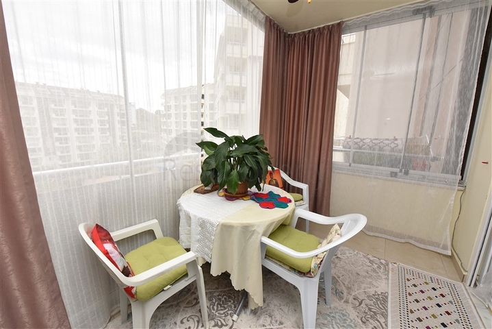 عقارات للبيع في الانيا -ضمن مجمع فاخر -شقة غرفة وصالة مفروشة -افسلار / الانيا 