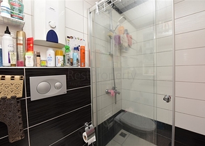 عقارات للبيع في الانيا -ضمن مجمع فاخر -شقة غرفة وصالة مفروشة -افسلار / الانيا 