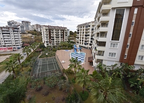 عقارات للبيع في الانيا -ضمن مجمع فاخر -شقة غرفة وصالة مفروشة -افسلار / الانيا 