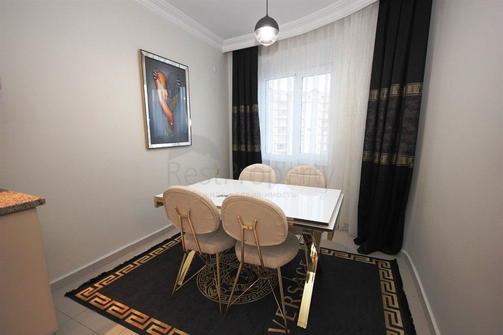 شقق واسعة للبيع  في الانيا -اطلالة بحر ضمن مجمع سكني -2 غرفة وصالة -في محمودلار / الانيا 