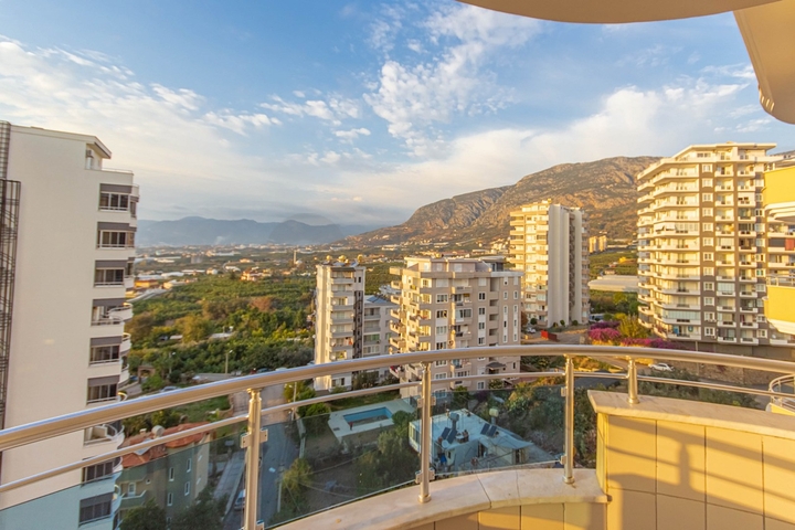 شقق واسعة للبيع  في الانيا -اطلالة بحر ضمن مجمع سكني -2 غرفة وصالة -في محمودلار / الانيا 