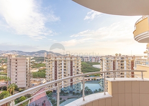 شقق واسعة للبيع  في الانيا -اطلالة بحر ضمن مجمع سكني -2 غرفة وصالة -في محمودلار / الانيا 