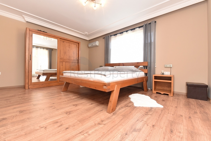 فيلات للبيع في الانيا - 3 غرف وصالة مفروشة -في اوبا / الانيا 