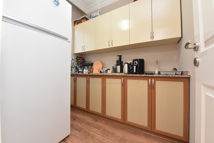 فيلات للبيع في الانيا - 3 غرف وصالة مفروشة -في اوبا / الانيا 