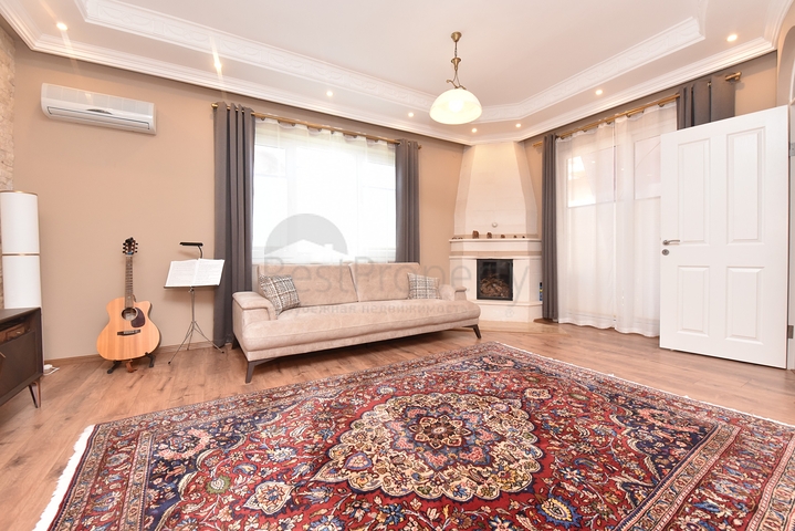 فيلات للبيع في الانيا - 3 غرف وصالة مفروشة -في اوبا / الانيا 