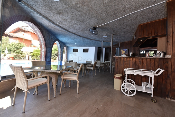 فيلات للبيع في الانيا - 3 غرف وصالة مفروشة -في اوبا / الانيا 