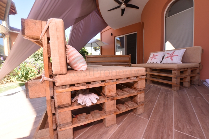 فيلات للبيع في الانيا - 3 غرف وصالة مفروشة -في اوبا / الانيا 