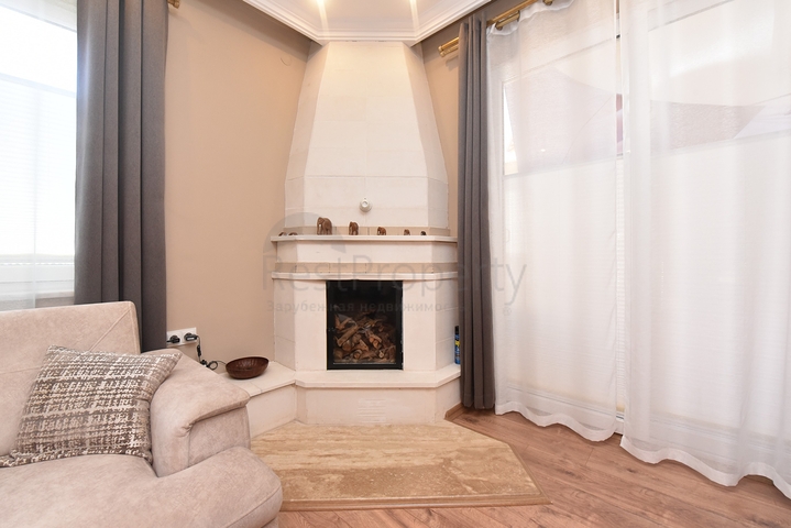 فيلات للبيع في الانيا - 3 غرف وصالة مفروشة -في اوبا / الانيا 