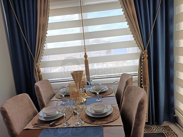 شقق اطلالة بحر في الانيا - غرفة وصالة واسعة -في محمودلار 