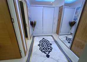 شقق اطلالة بحر في الانيا - غرفة وصالة واسعة -في محمودلار 