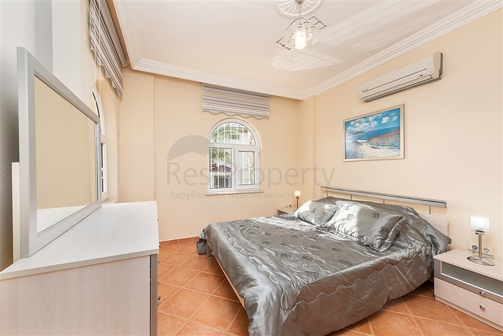 فلل باسعار منخفضة في الانيا - مستقلة مع مسبح خاص -في افسلار / الانيا 